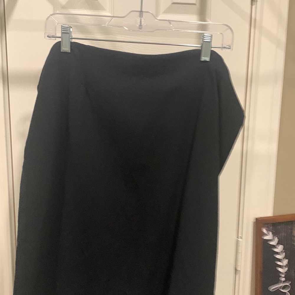 Halogen (Nordstrom) black knit skirt with zipper back and small slit.